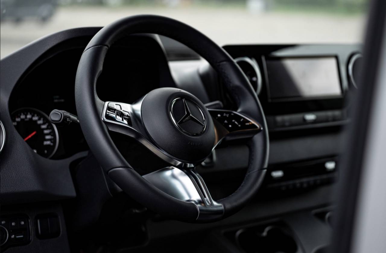 KRISMAR HARAS 3 MERCEDES