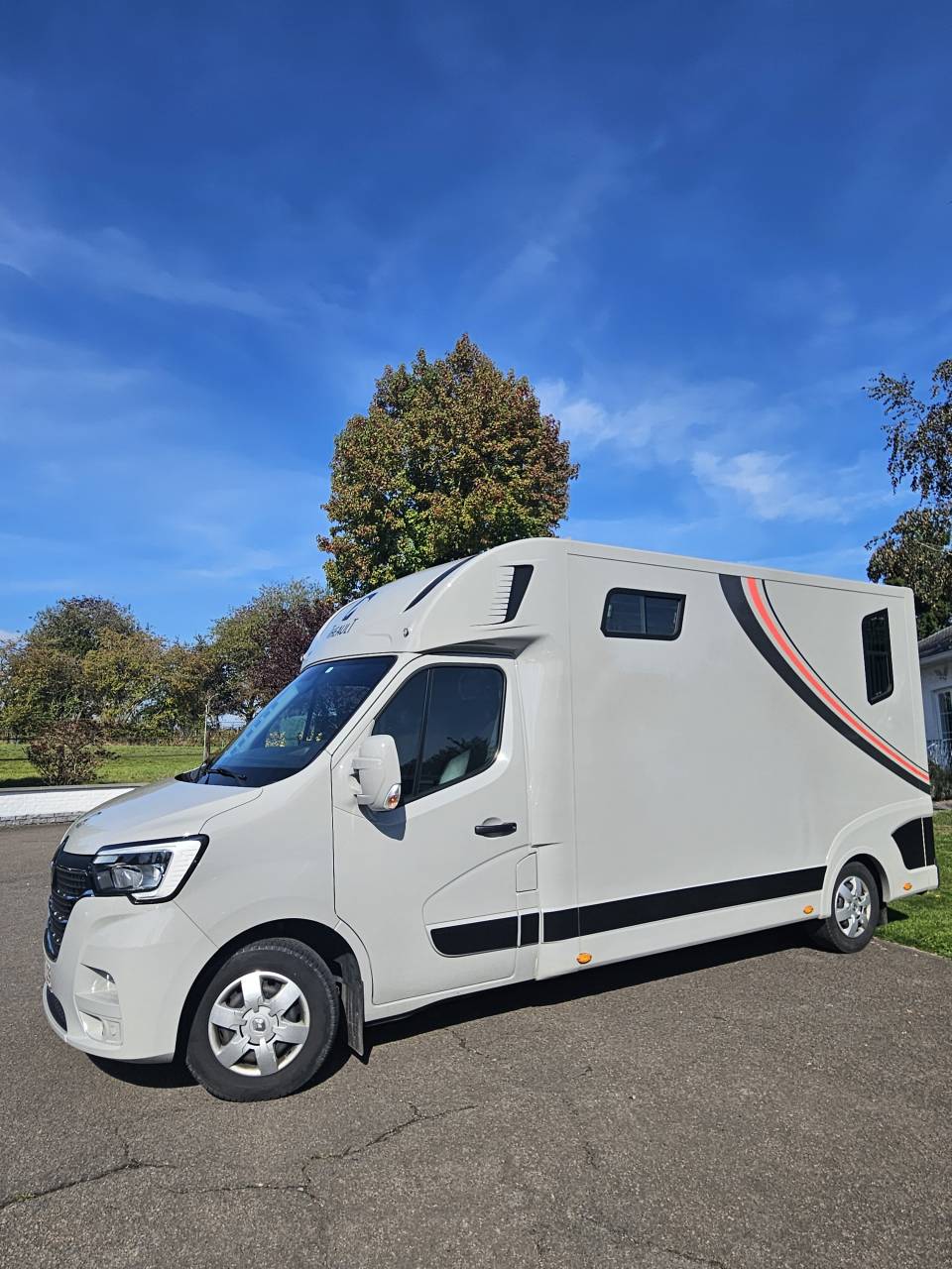 Camionnette chevaux THEAULT SWITCH - Etat impeccable !