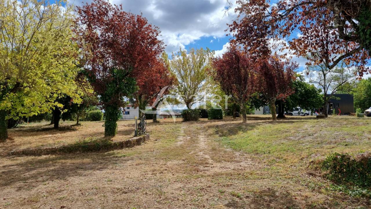Propri&eacute;t&eacute; rurale 3ha secteur Lavaur Saint-Sulpice