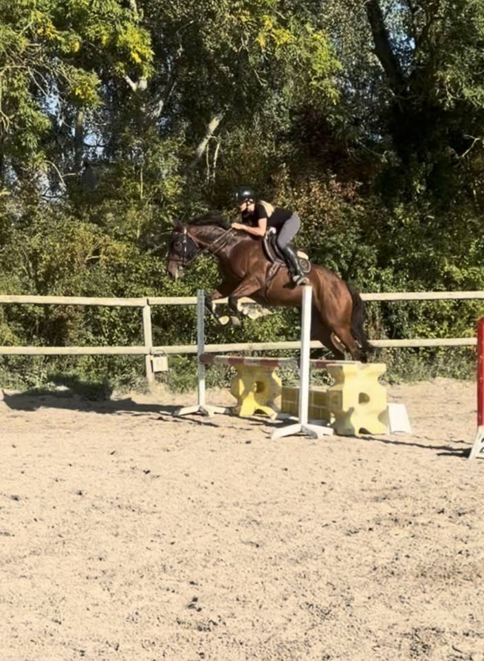 OFELIA - 6ans - 1m62