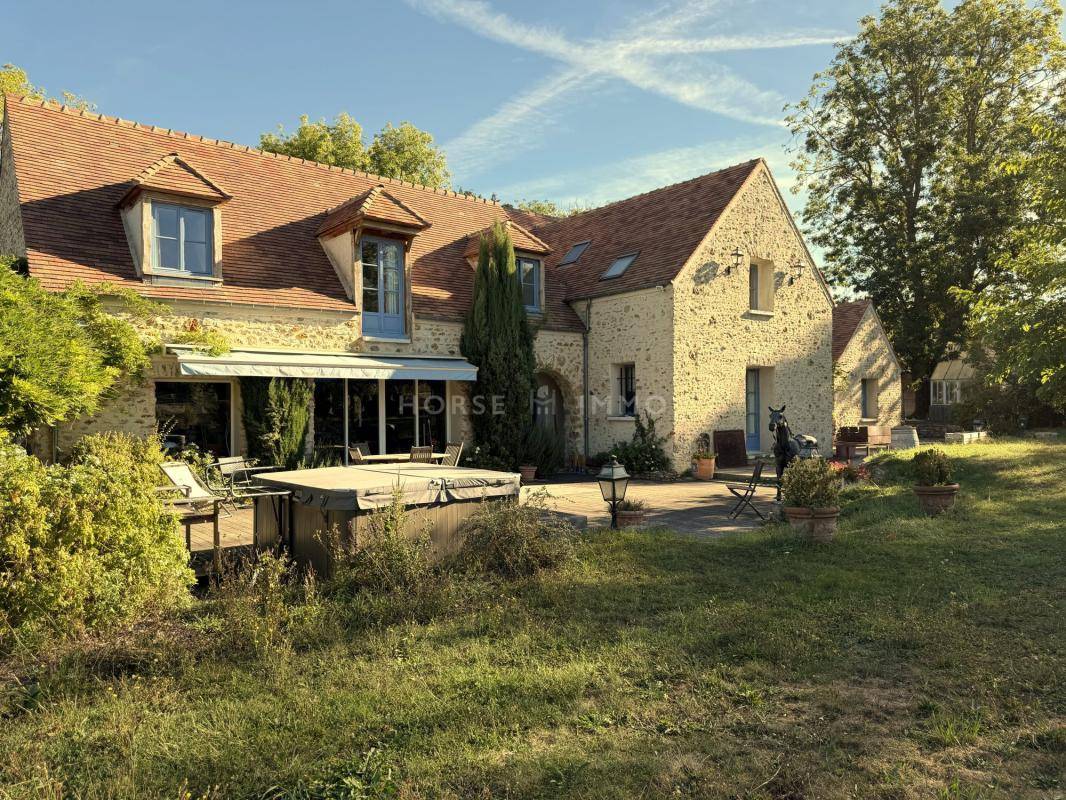Propri&eacute;t&eacute; Equestre de Charme, 20 mn de Versailles