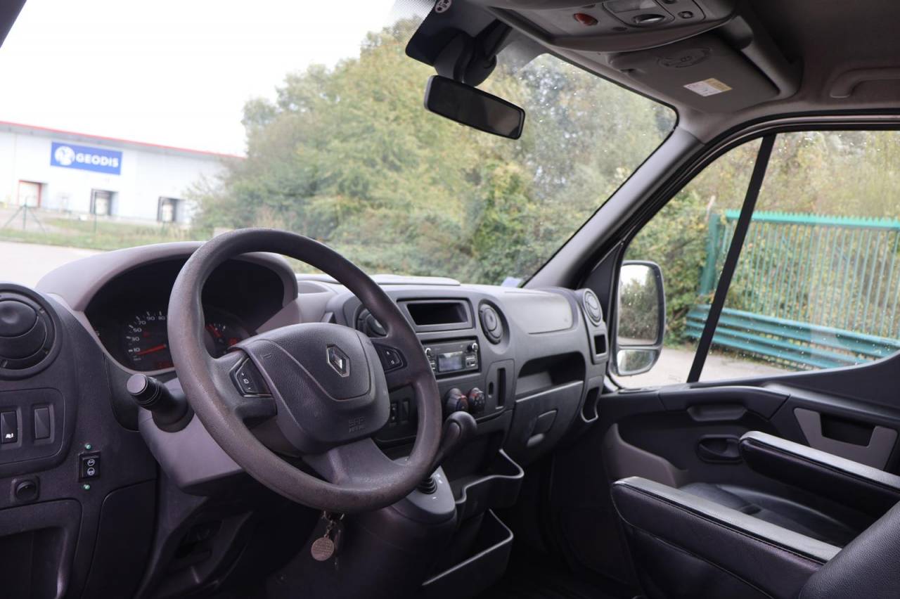 VL CHARDRON  RENAULT MASTER 5P BOITE AUTO 150CH