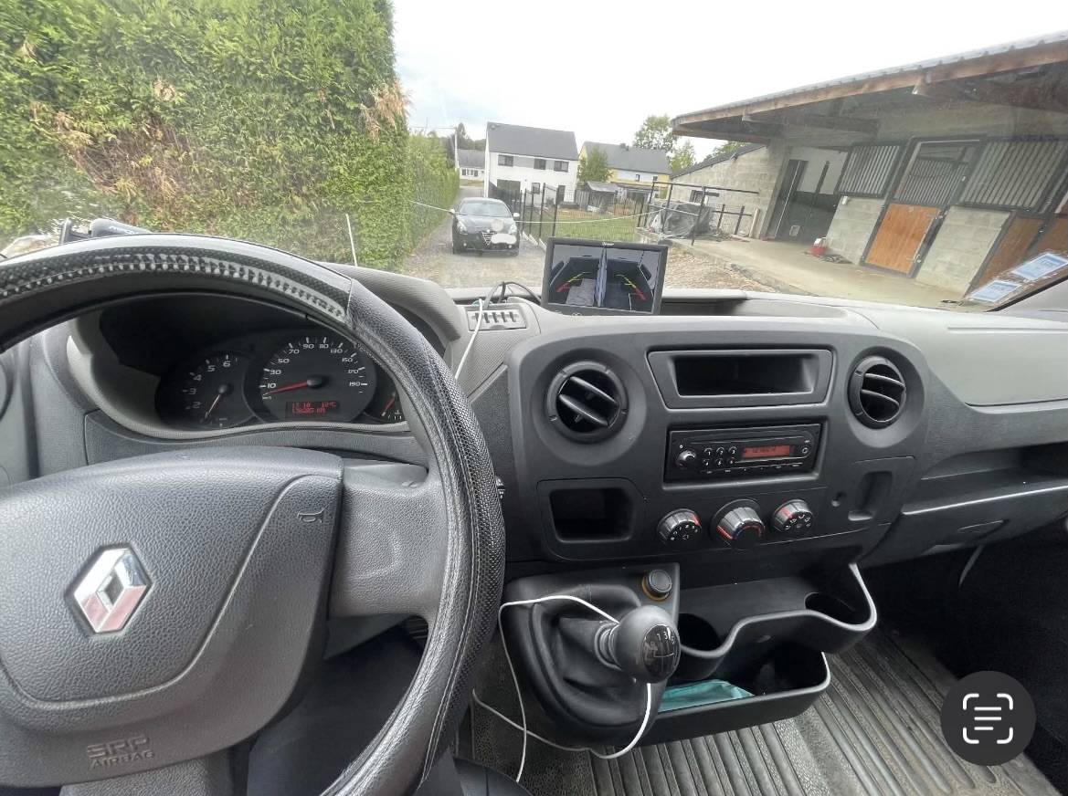 Camion VL 2 Chevaux Renault Master
