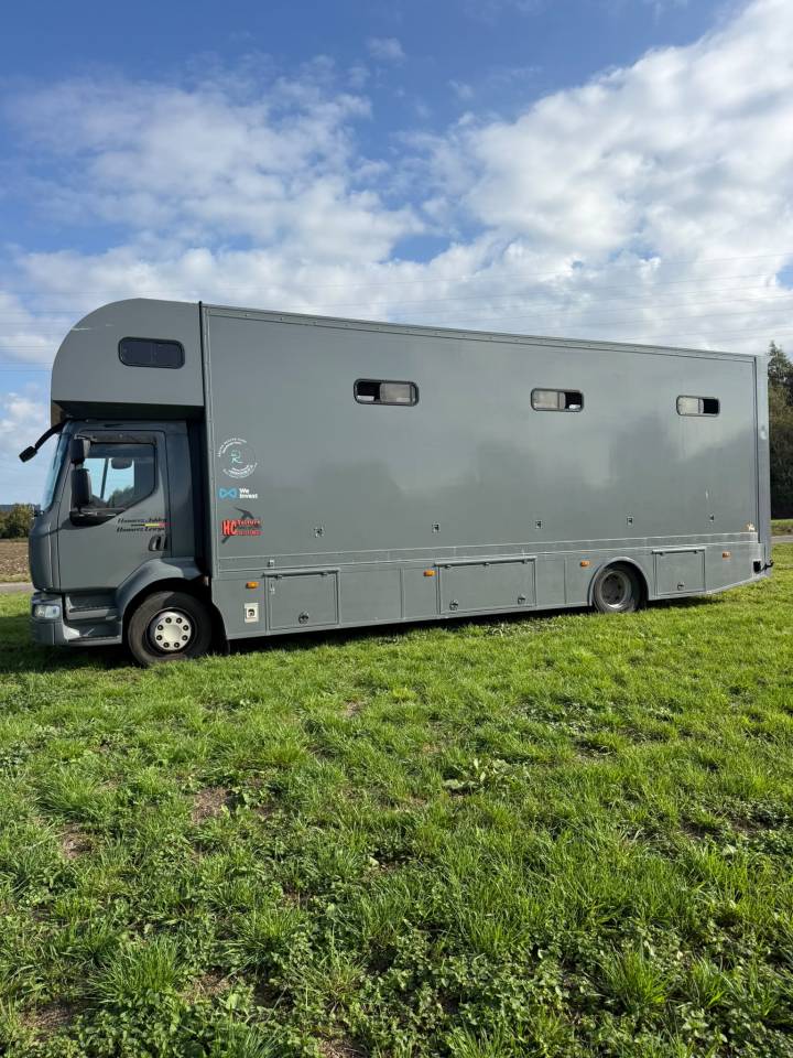 Camion 8 chevaux 