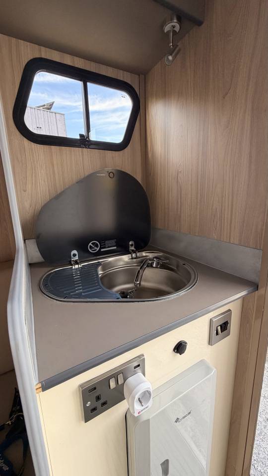 Bloomfields Eventer Compact 3.5T / Renault Master 3