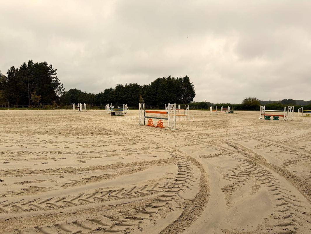 Belle Propri&eacute;t&eacute; Equestre dans le 78 proche de Paris