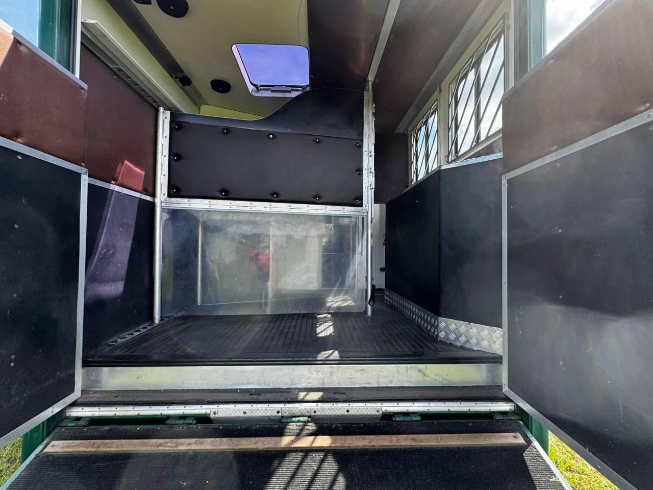  Renault Midliner 230 Motorhome/Horsebox LAMBOURN &ndash; 58.