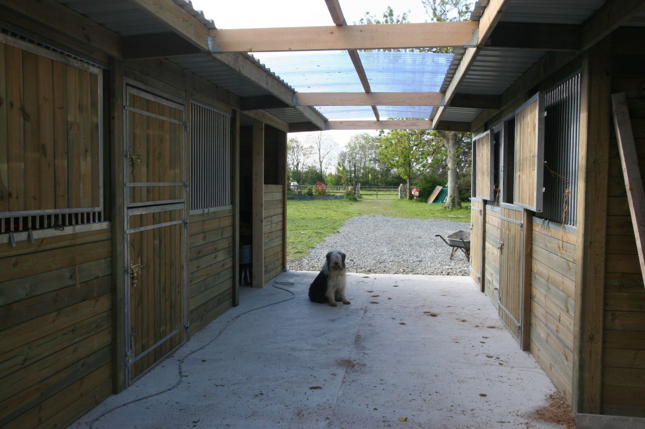 G&icirc;tes &eacute;questres bord de mer