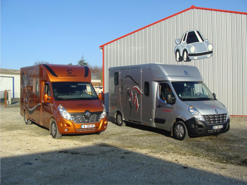 LOCATION CAMION CHEVAUX "PROTEO HARAS" 5 PLACES