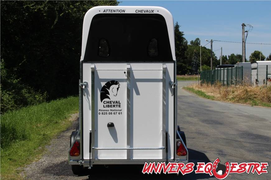 Van Cheval Liberté Gold One White Line - NOUVEAU