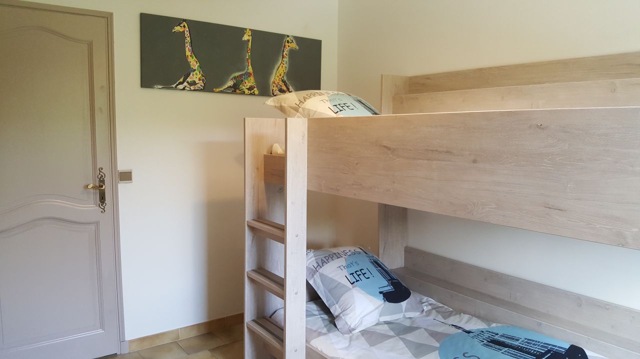 Gîte équestre 130m2 8 personnes au cœur du Lubéron