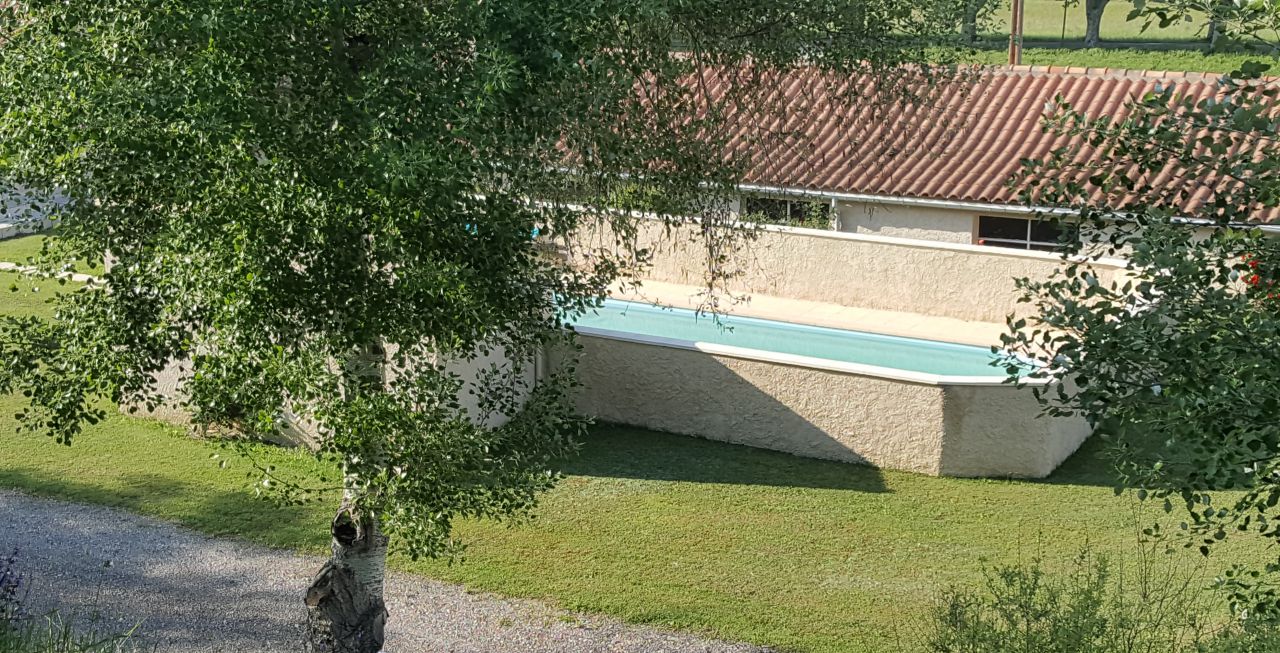 Gîte équestre 130m2 8 personnes au cœur du Lubéron
