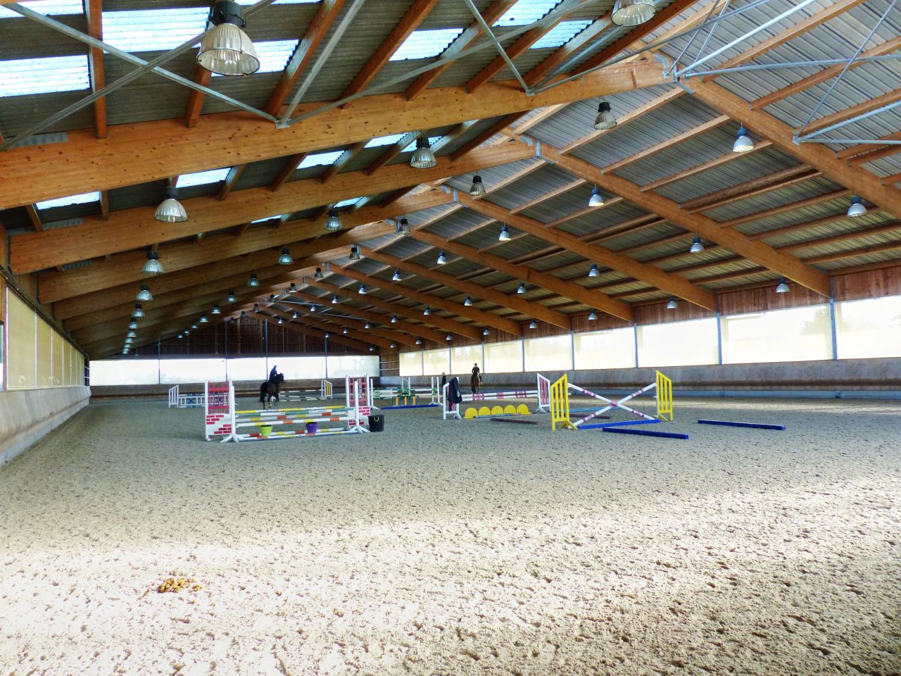 Ecuries haut de gamme avec Habitation sur 6 ha - 78