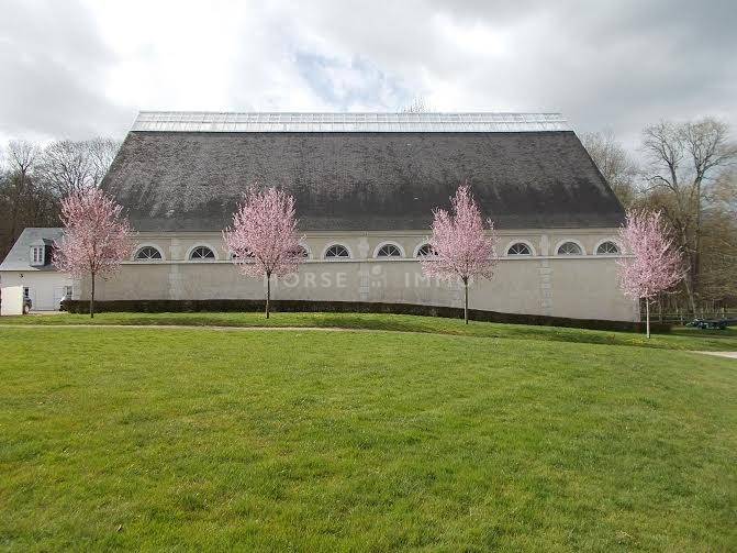 Propriété équestre en bordure de rivière
