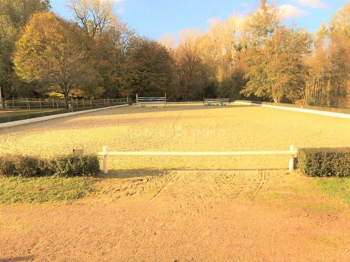 Propriété équestre en bordure de rivière