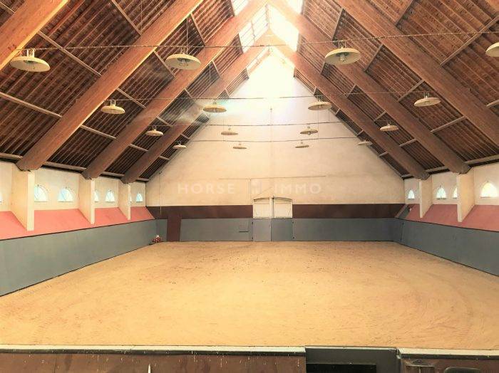 Propriété équestre en bordure de rivière