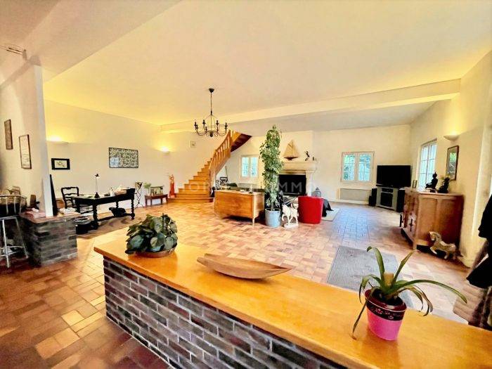 Propriété équestre en bordure de rivière