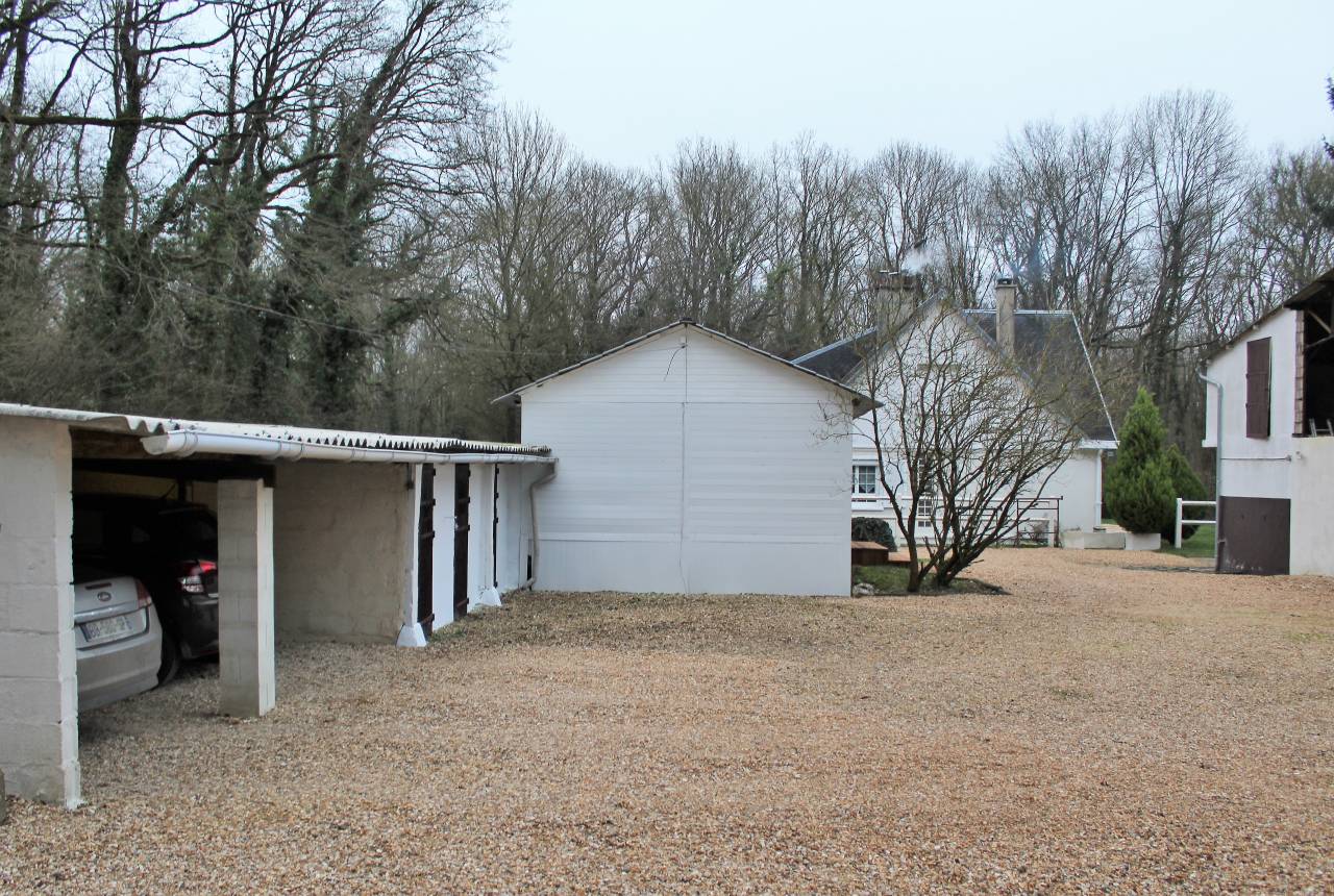 Propriété équestre ou centre équestre - Mantes 