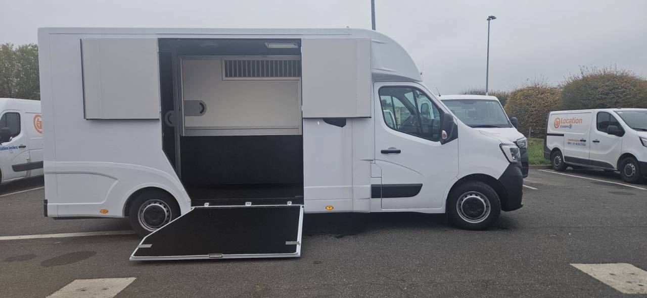 Location camions pour chevaux Créteil