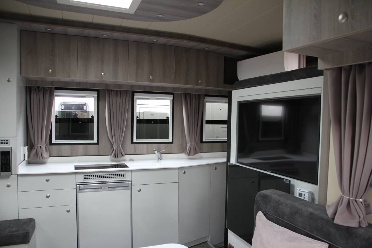 MAN TGM 15.290 WMS POP OUT