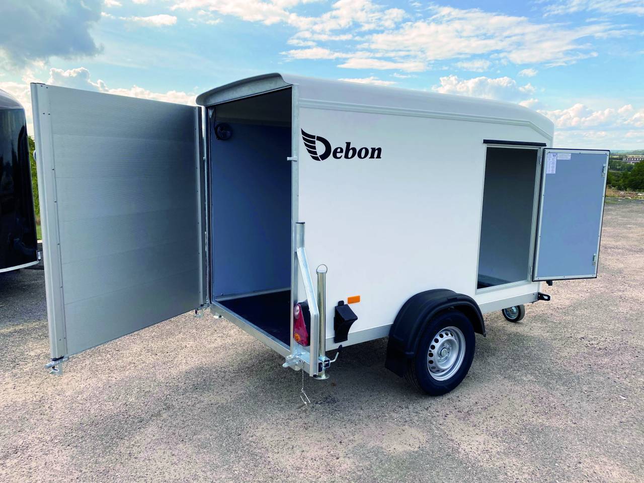 Fourgon Debon C255 V2