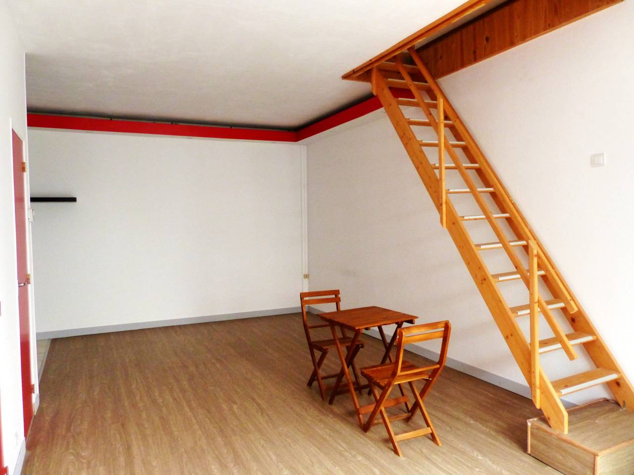 Ecurie de propriétaires sur 3,5 ha 