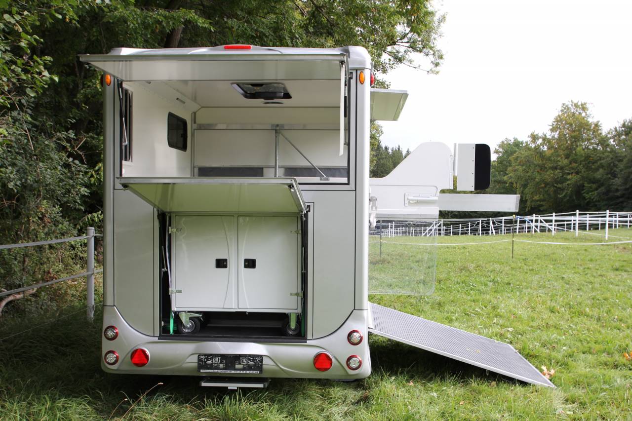 REMORQUE ANKA 2 CHEVAUX + HOME CAR & SELLERIE