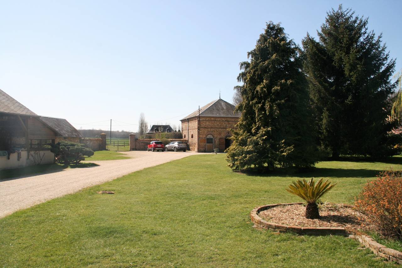 Domaine équestre sur 6 ha secteur Evreux (27)