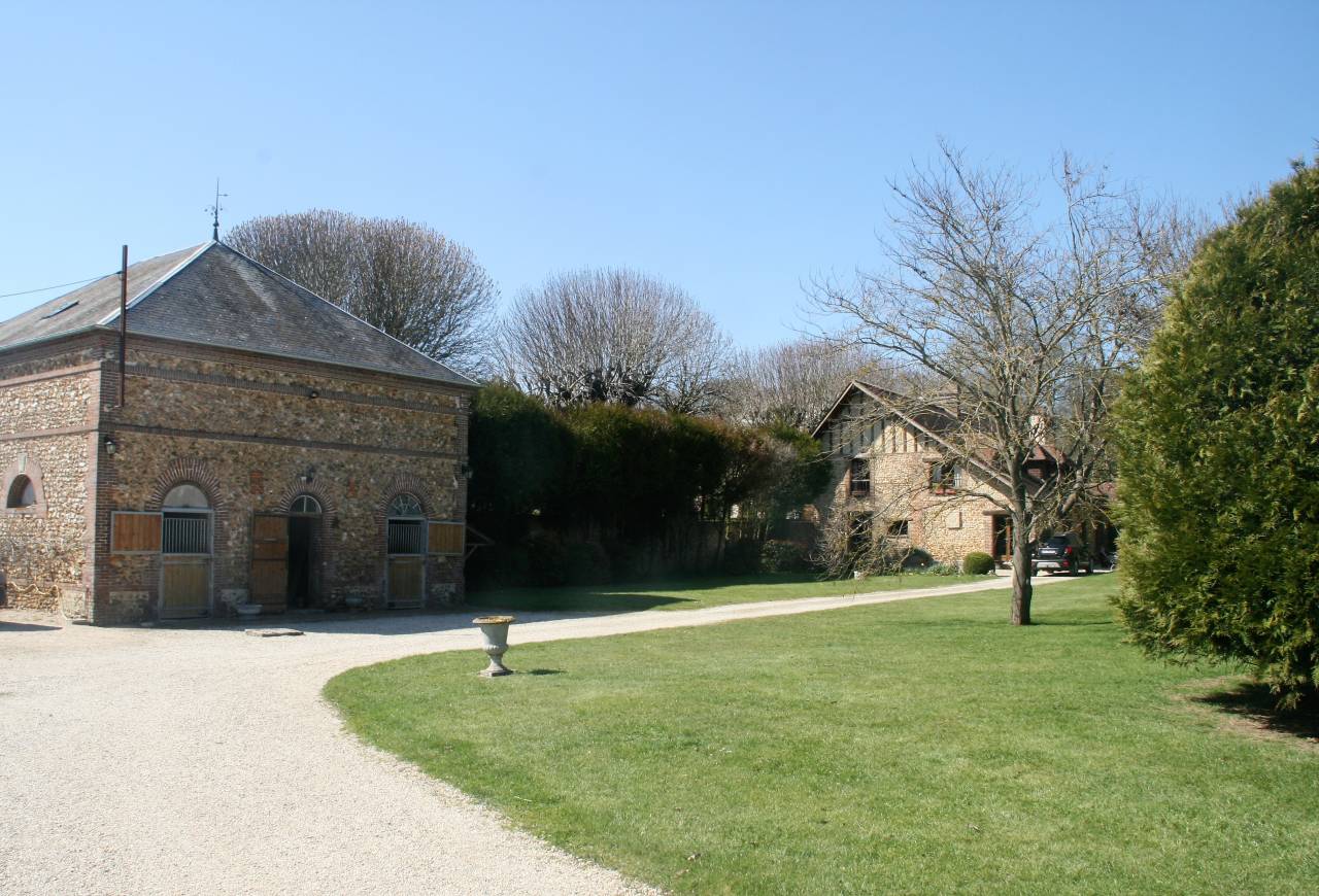 Domaine équestre sur 6 ha secteur Evreux (27)