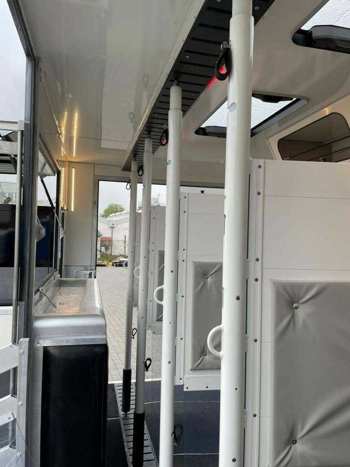 MAN TGM 18.290 WMS POP OUT