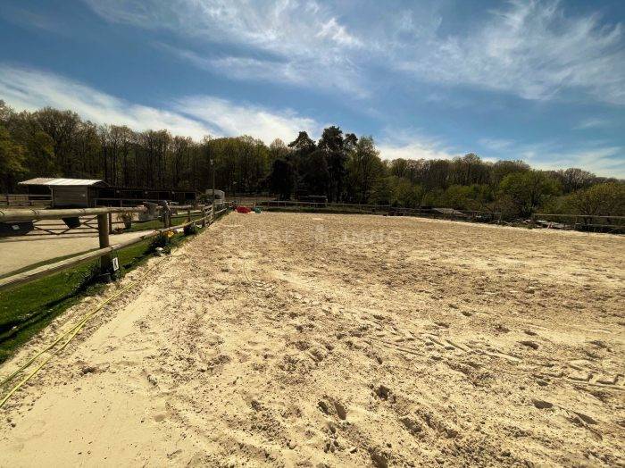 Propriété équestre proche de Versailles