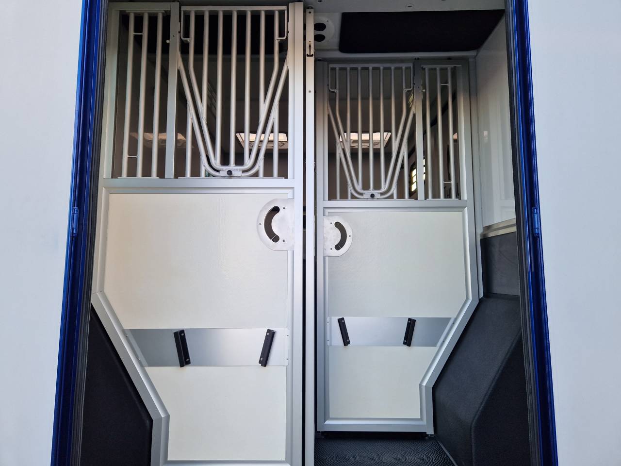 Location camion pour chevaux proche de Lisieux