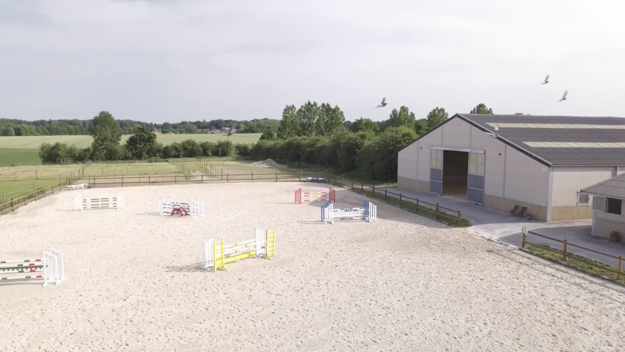 Ecurie privée tout confort à Braine l’Alleud