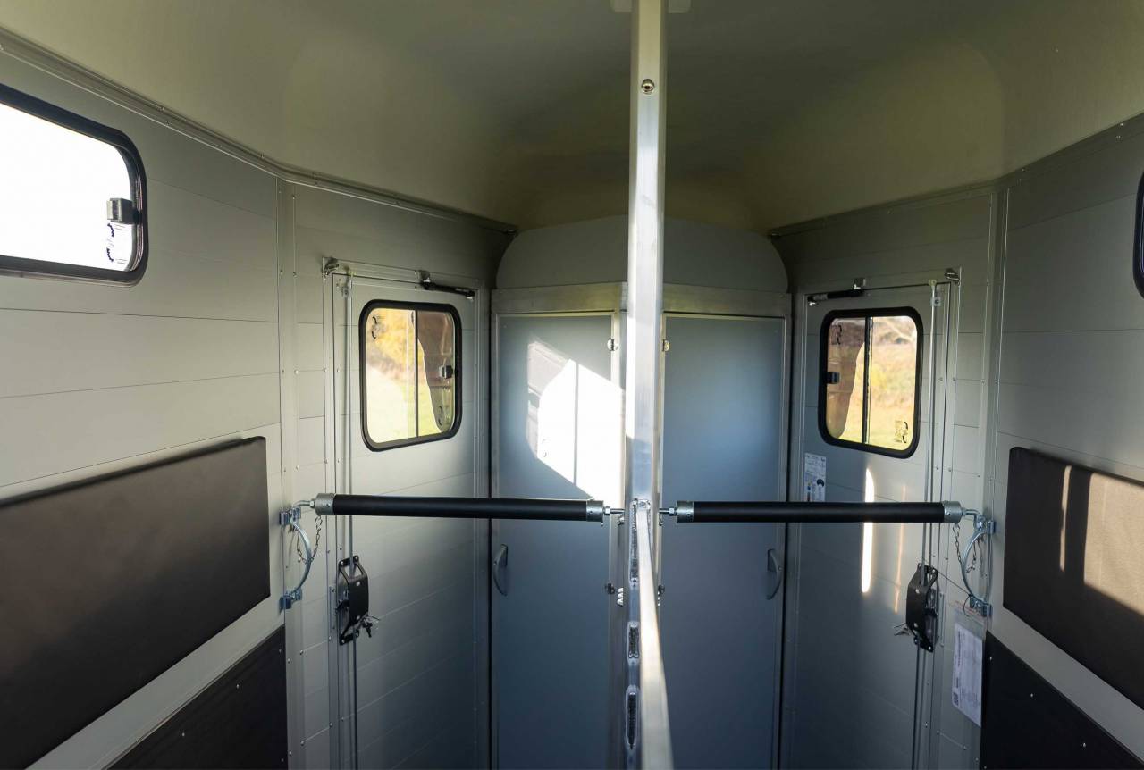 Van Cheval Liberté - Touring Jumping