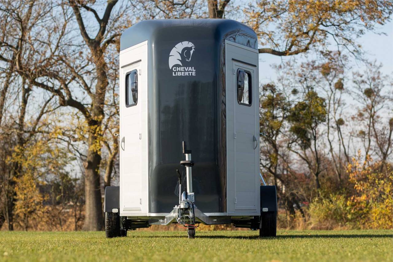 Van Cheval Libert&eacute; - Touring Jumping