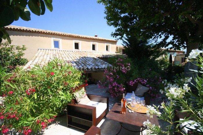 Exceptionnel - Domaine équestre de 25 hectares en Provence