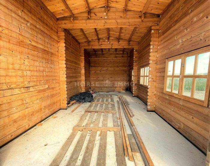 Terrain de 11 hectares avec partie constructible