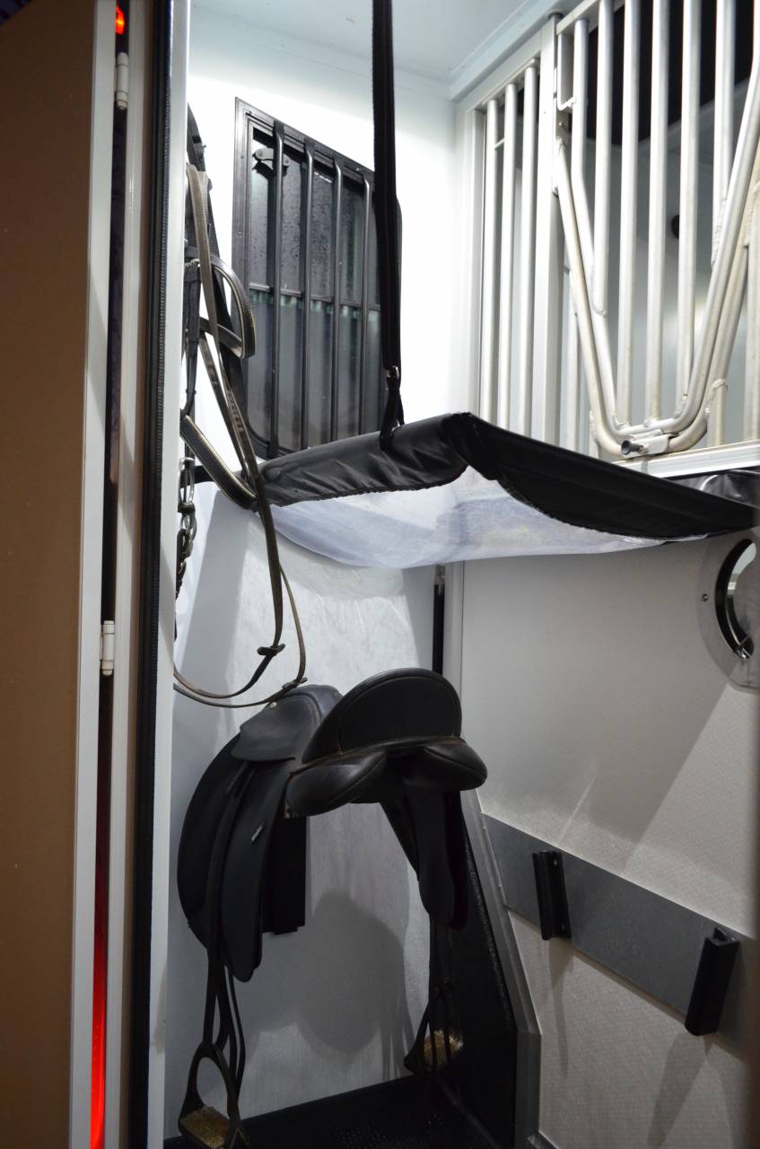 Location camion pour chevaux proche DIJON