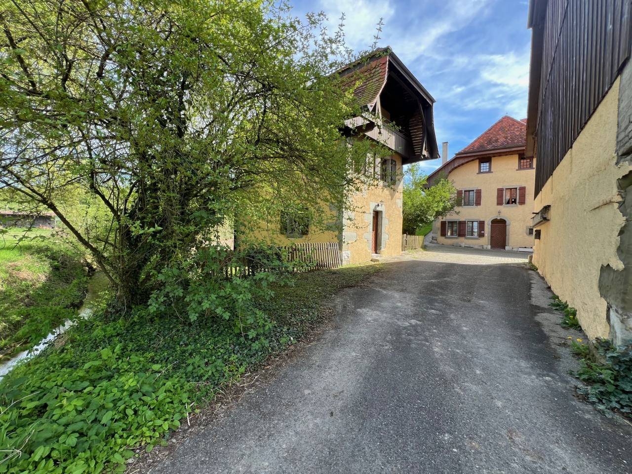 RARE Domaine équestre isolé proche de IENA