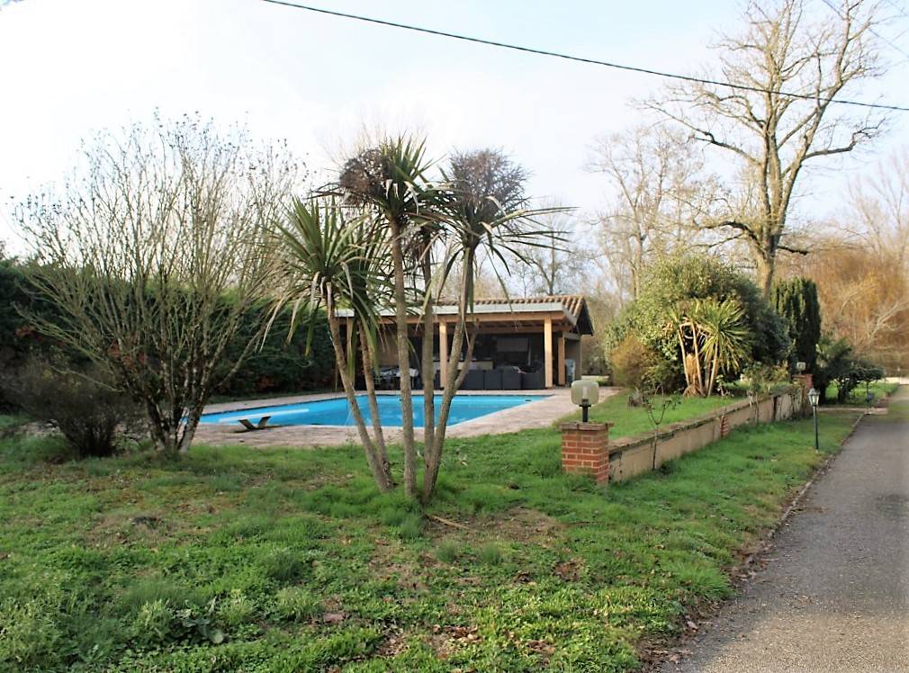 PROPRIETE EQUESTRE DANS LE TARN ET GARONNE