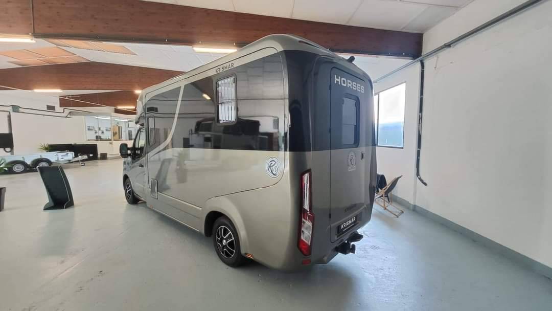 Camion VL 2 chevaux Krismar