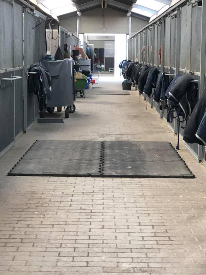 Bloc de 8 boxes à louer à Braine l’Alleud