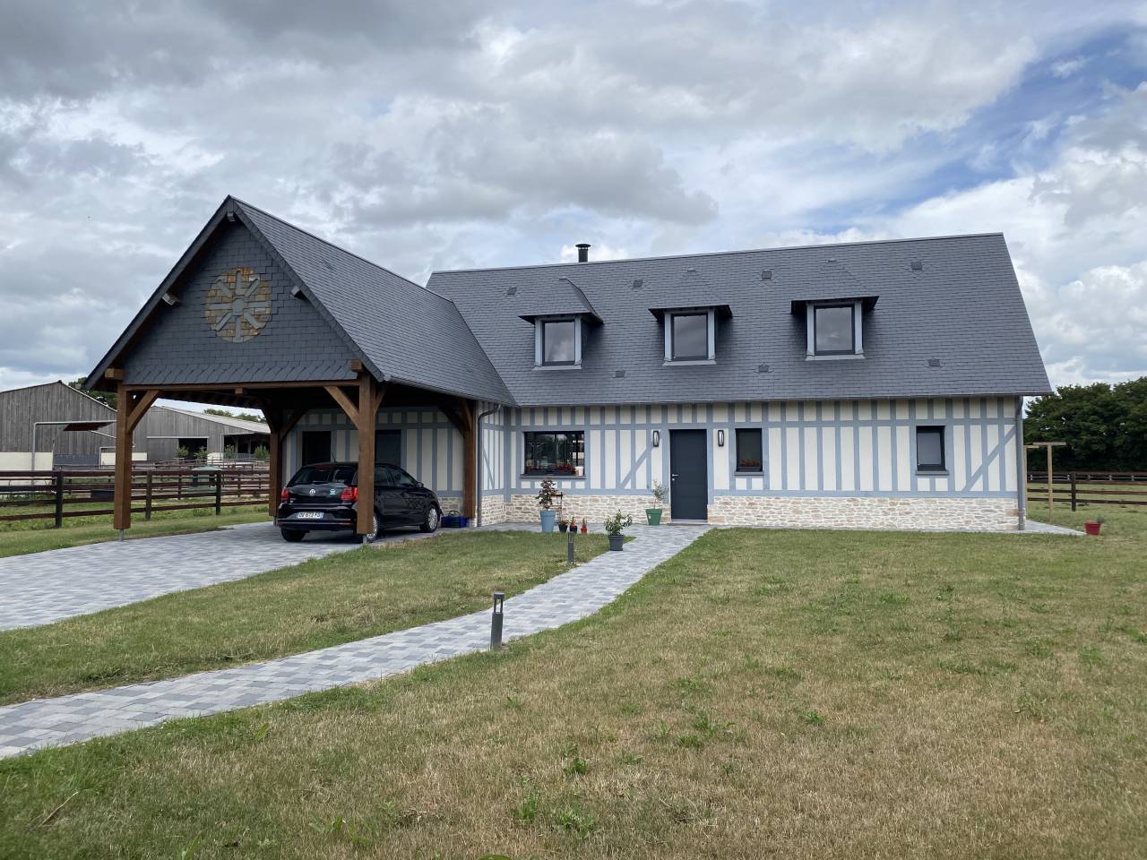 HARAS 68HA - DANS LE TRIANGLE CABOURG / CAEN /DEAUVILLE