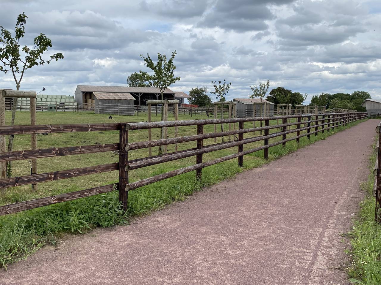 HARAS 68HA - DANS LE TRIANGLE CABOURG / CAEN /DEAUVILLE