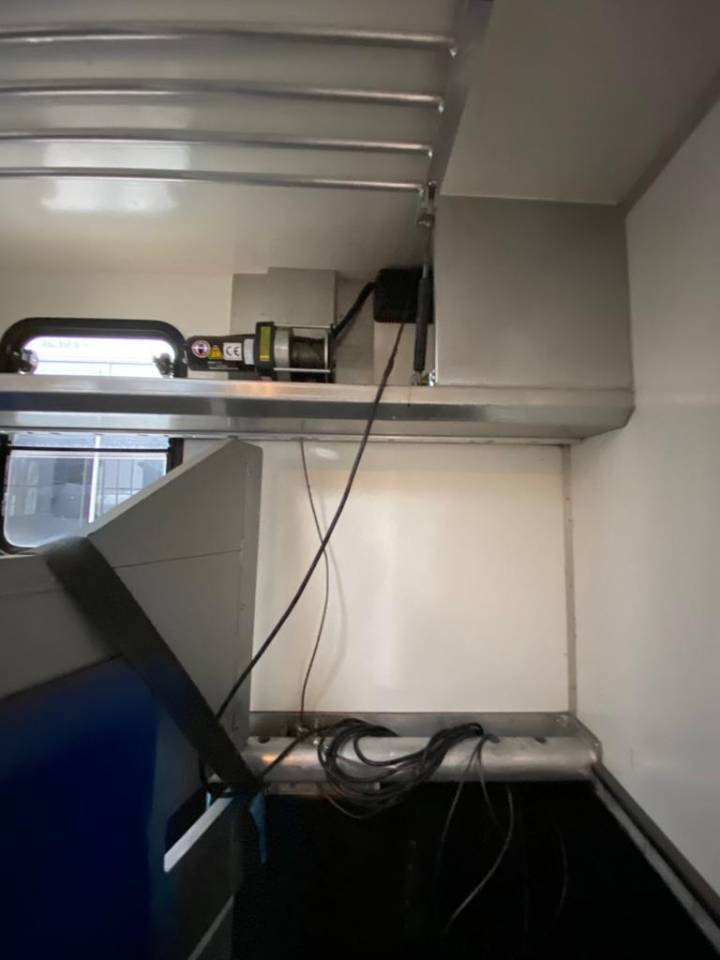 MAN LE 12.280 GIMMEL