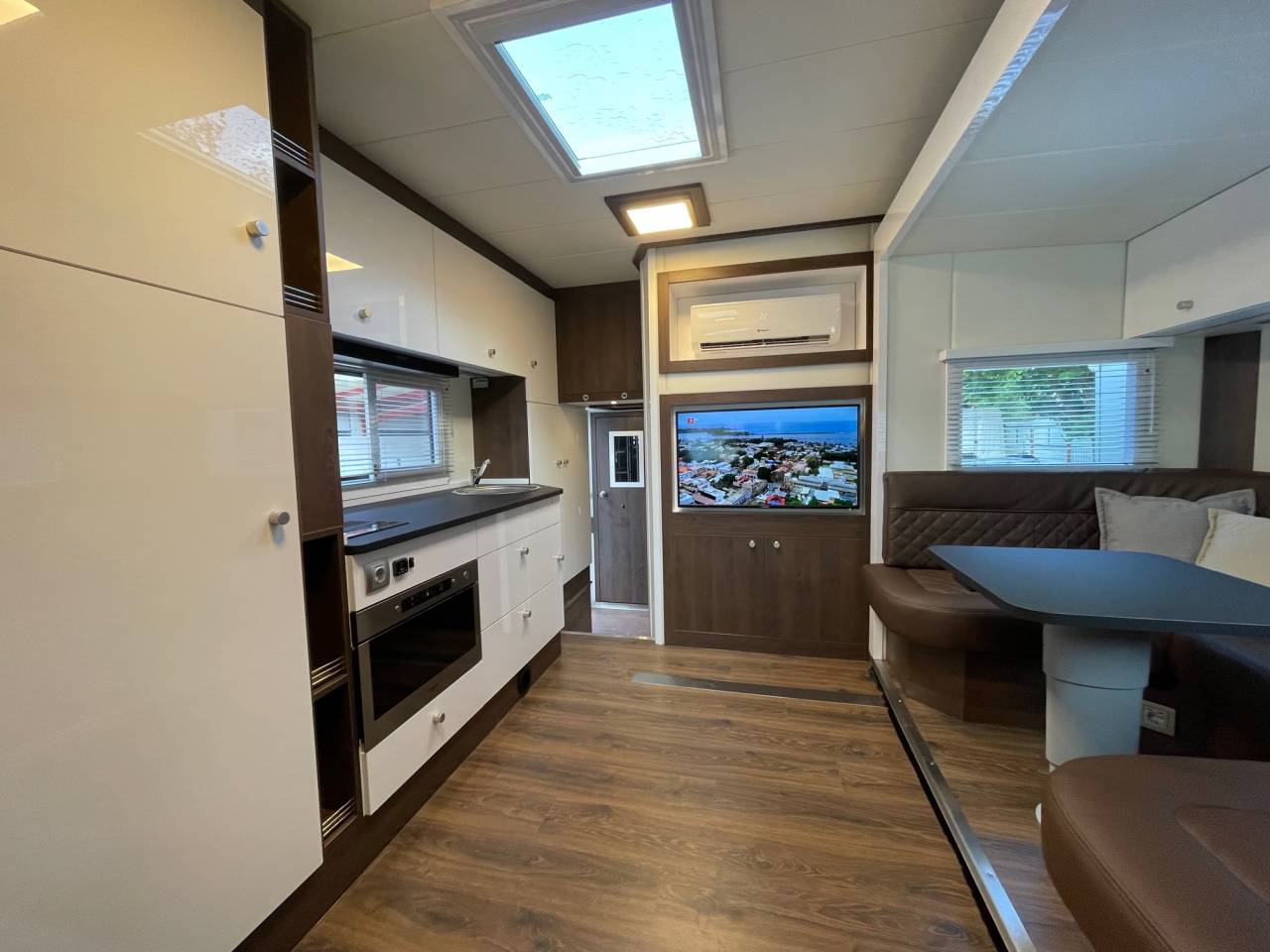 DAF XF 530 POP OUT & POP UP