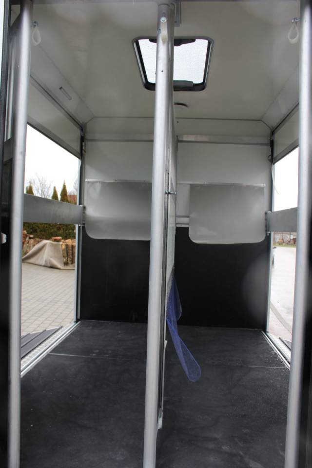 REMORQUE ANKA 2 CHEVAUX STALLION DOUBLE PONT & SELLERIE