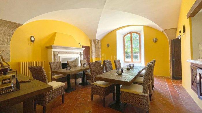 Var - Magnifique domaine sur plus de 100 hectares