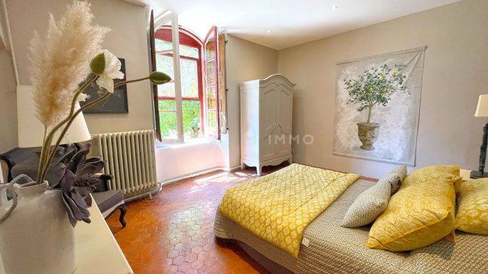 Var - Magnifique domaine sur plus de 100 hectares