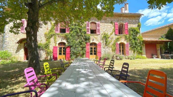 Var - Magnifique domaine sur plus de 100 hectares